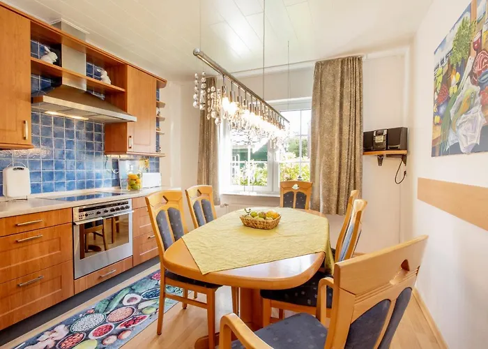 Kuenstlerhaus 'palette' Eg * ランゲオーク